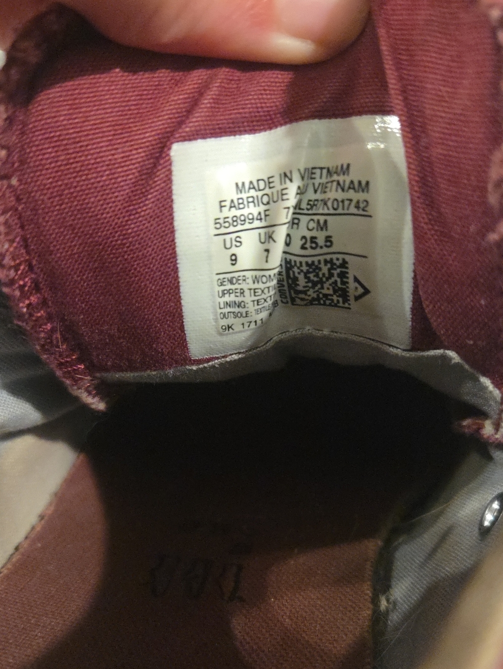 Maroon Converse Shoes Size 9 - Picture 6 of 6